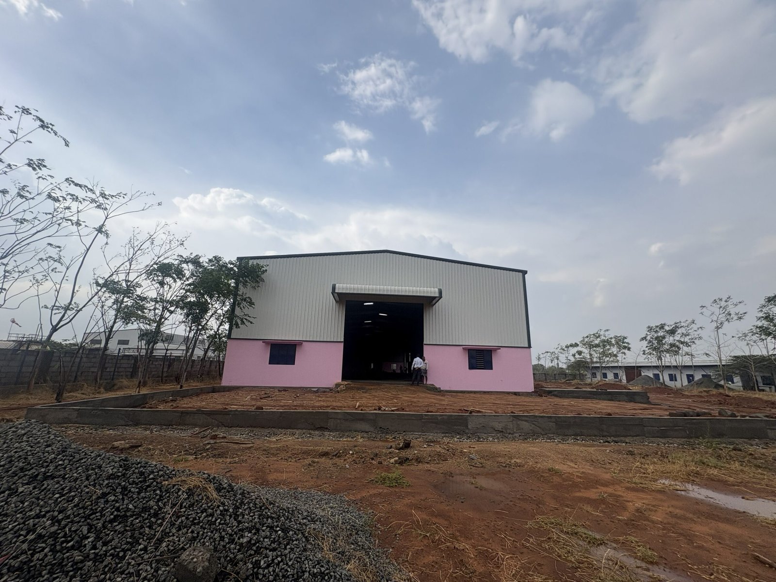 Industrial Production & Storage Facility – Pre-Engineered Building