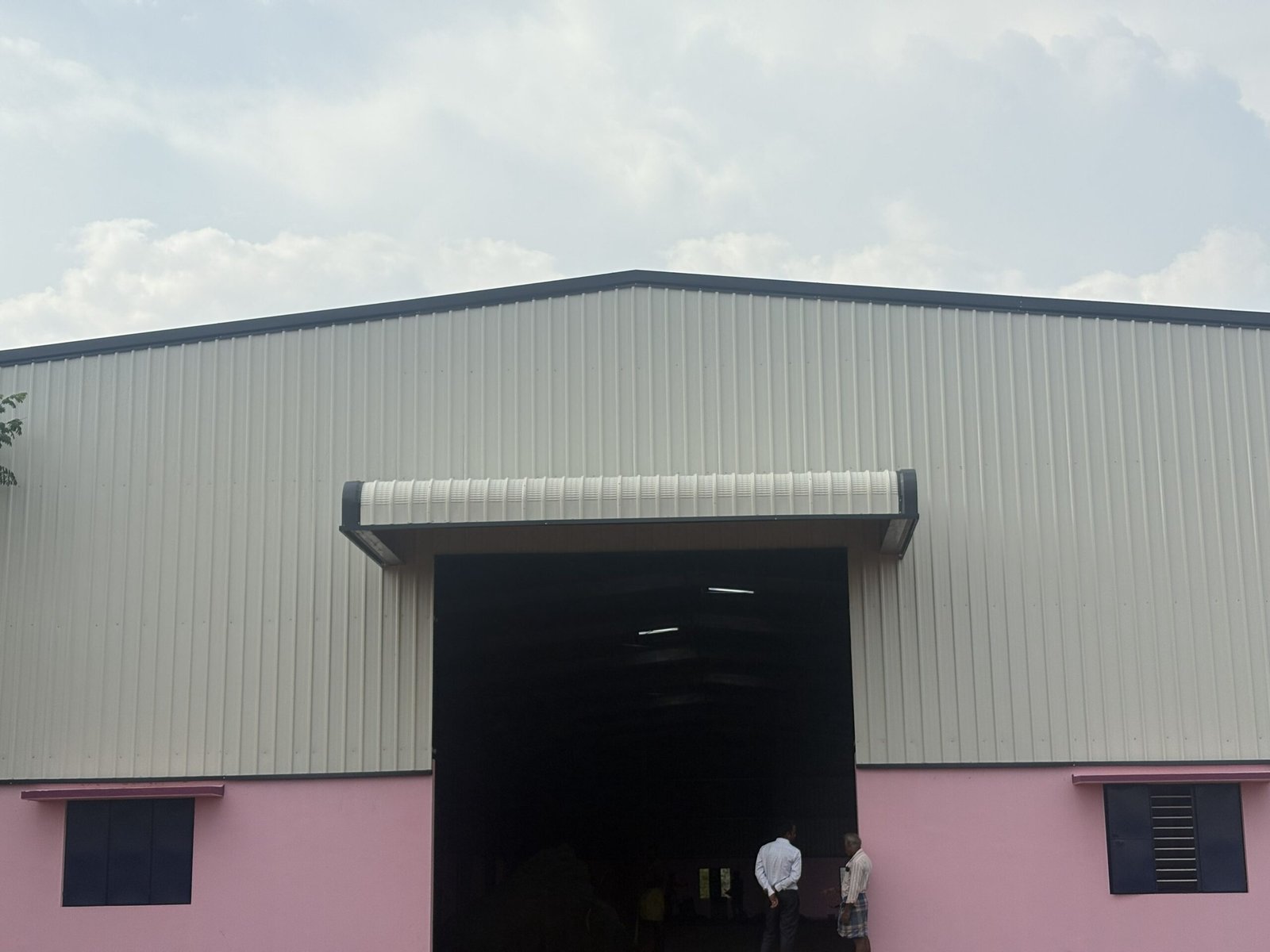 Industrial Production & Storage Facility – Pre-Engineered Building
