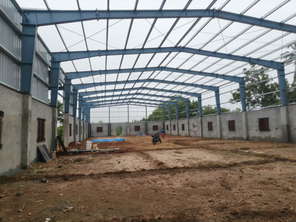 Industrial Warehouse & Production Facility – PEB Structure